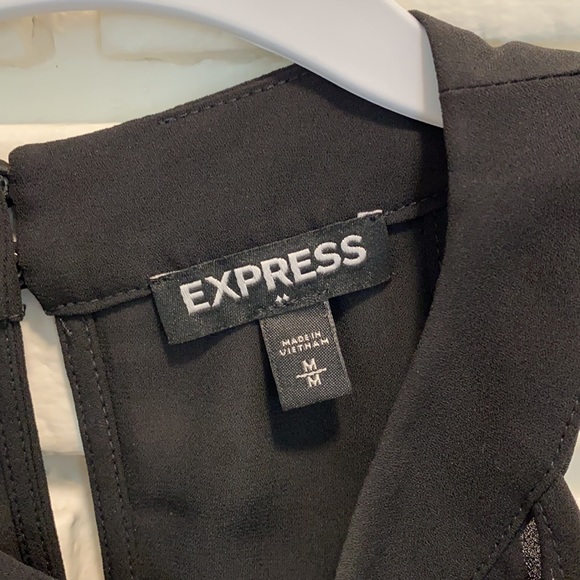 Express Black Key Hole Tank Top Size Medium - Picture 6 of 6